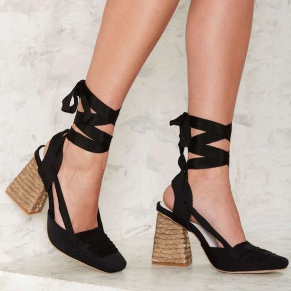 Jeffrey Campbell Black Lace Up Woven Block Heel Shoes - Picture 2 of 12